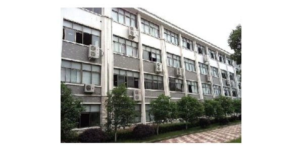 給你一份學(xué)?？照{(diào)集中監(jiān)控管理系統(tǒng)，高效節(jié)能，智能管理